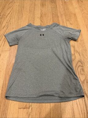 Under Armour Heather Gray Performance Tee